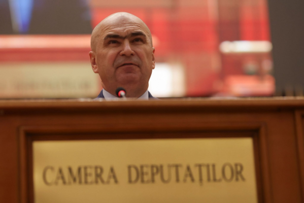 DOCUMENT| Varianta finală și oficială a 'Legii austerității': Crește TVA, CASS pentru pensii mai mari de 3000 de lei și înghețarea salariilor și pensiilor