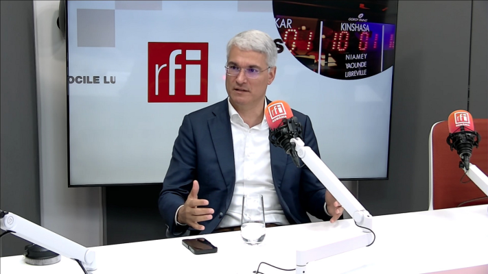 Dragoș Pîslaru la RFI: Pachetul fiscal, necesar. Am fi ajuns într-un colaps economic major