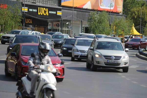 Atenție la anunțurile de mașini. Cum au fost păcăliți zeci de români: "Mi-au dat încrederea să achit 8.000 de euro"