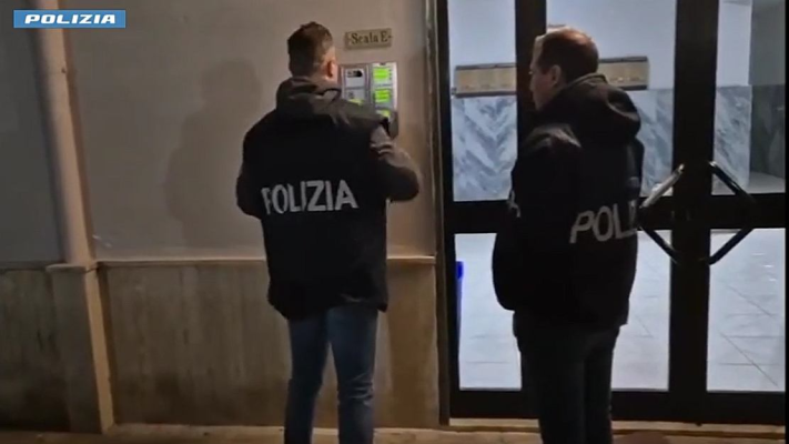 Liderul grupării de hackeri românești ”Diskstation”a fost arestat la Milano