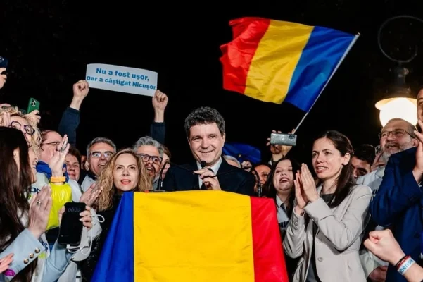 Nicușor Dan, mesaj înainte să preia mandatul de președinte: „Nu va fi ușor. Vom face și greșeli, vom avea și piedici. Avem de reparat 35 de ani”