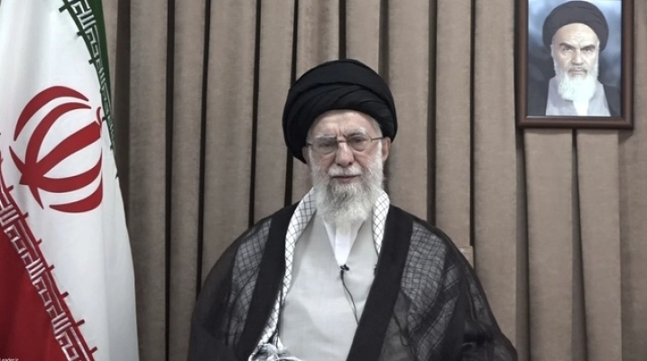 Ali Khamenei afirmă că Iranul nu se va preda niciodată
