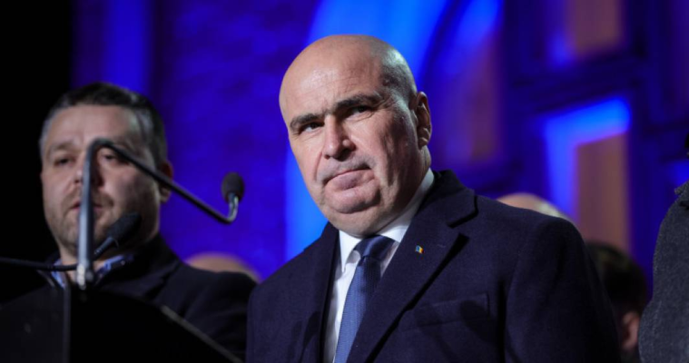 Bolojan a început concedierile. Care sunt sunt primii angajați ai statului care pleacă
