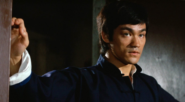 China vrea să refacă zeci de filme clasice, inclusiv cu regretatul Bruce Lee, cu ajutorul A.I.