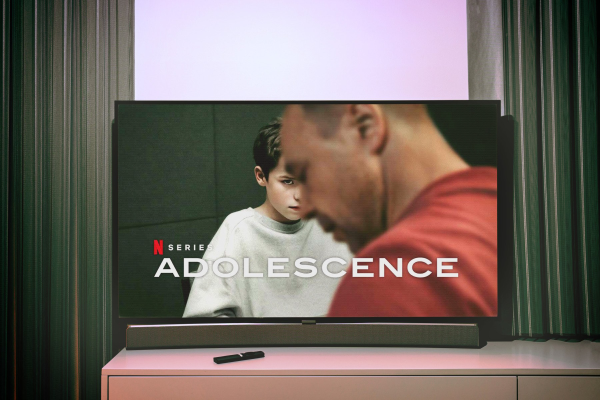 Adolescenți, influenceri și „incel culture” în Europa / De la Bulgaria la Franța, România și Portugalia, influenceri precum Zornitsa Gyutsova, Alex Hitchins, HowToMan sau Numeiro propagă mesaje misogine