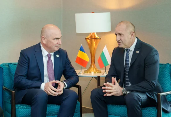 Întâlnire bilaterală Ilie Bolojan – preşedintele Bulgariei, Rumen Radev, în marja Summitului Iniţiativei celor Trei Mări