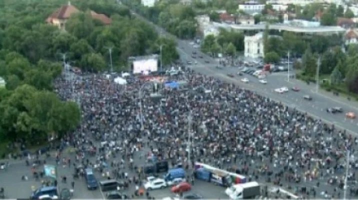 Miting de susținere a lui Nicușor Dan în Piața Victoriei din Capitală: Atâta timp cât informația este limpede, eu cred că România va alege bine