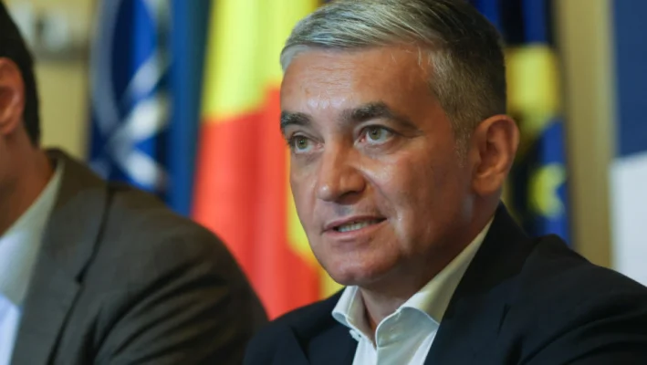 Primarul din Sinaia, Vlad Oprea, transportat de urgență la Spitalul Judeţean Ploieşti, după ce a fost arestat (surse)