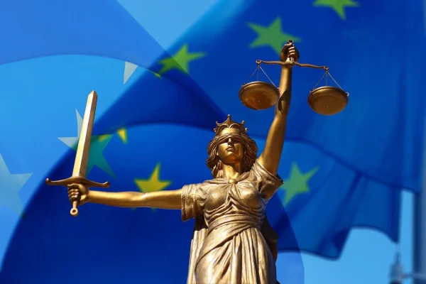 Consiliul Superior al Magistraturii, reacție la dezbaterile din societate despre pensiile speciale și salariile magistraților: Stigmatizare a magistraților care și-au îndeplinit misiunea cu onestitate și profesionalism / Doar 30% dintre români cred că legea e aplicată în mod egal