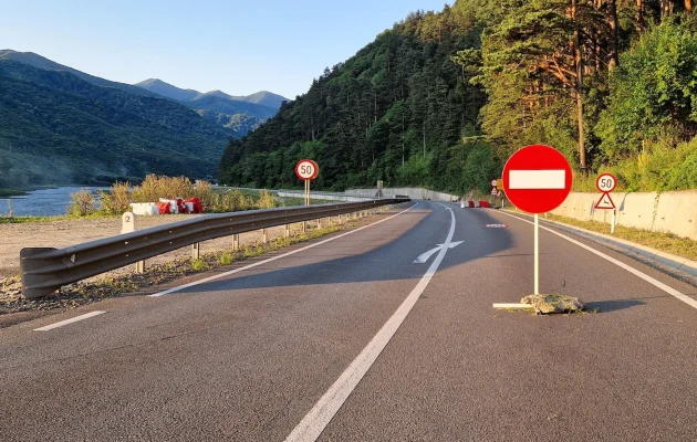 Circulație restricționată pe Valea Oltului / Se desfășoară lucrări în zona Lazaret