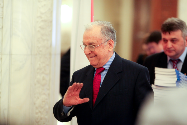 Noi detalii despre starea de sănătate a lui Ion Iliescu. Cum se simte fostul președinte