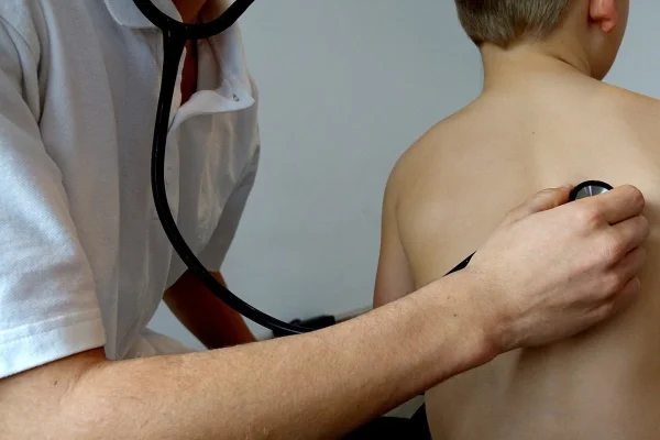 Linie de gardă completă la Pediatria Spitalului Municipal din Mangalia / Lipsa cardiologilor este suplinită printr-un sistem de telemedicină