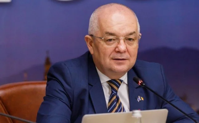 Emil Boc susține că turul 2 al alegerilor va fi o alegere între pro-Europa și anti-Europa / Boc despre Antonescu: „N-a făcut nicio greșeală”