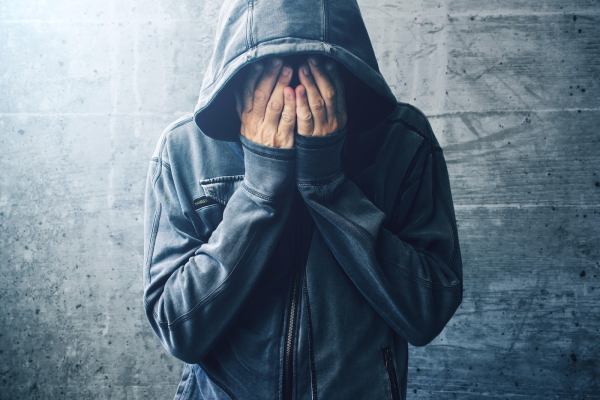 INSP: Drogurile pot afecta grav sistemul nervos, provoacă convulsii, AVC, comă, deces