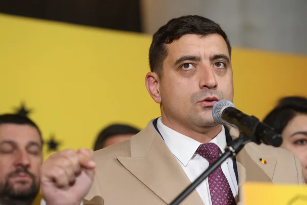 INTERVIU Europarlamentarul AUR Gheorghe Piperea, după dezbaterea de la Euronews: „E o diferență destul de mare între George Simion protestatarul și George Simion prezidenţiabilul”