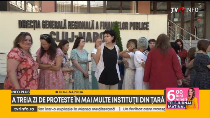 A treia zi de proteste în mai multe instituții din țară. Angajații ANAF, revoltați de măsurile propuse de Guvern