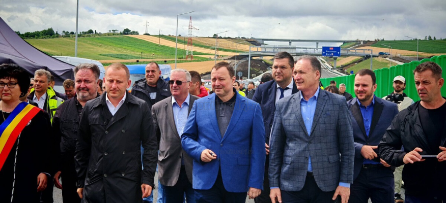 Prea mulți politicieni pentru prea puțină autostradă!