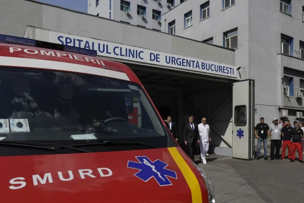 Nouă spitale din Bucureşti şi Serviciul de Ambulanţă asigură asistenţa medicală de urgenţă de Rusalii