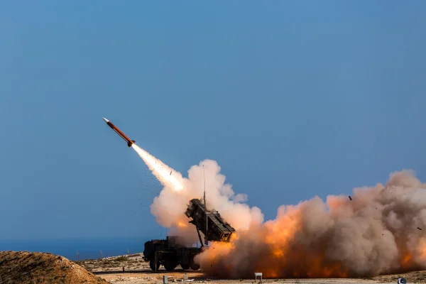 New York Times: Statele Unite urmează să livreze două sisteme de apărare aeriană PATRIOT Ucrainei