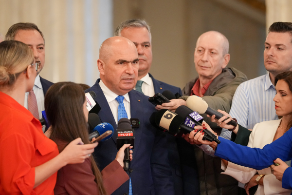 Bolojan îl ia „mână dreaptă” la Guvern pe Mihai Jurca, City manager la Oradea