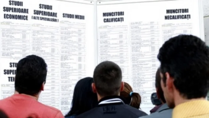 AMOFM: Absolvenţii instituţiilor de învăţământ pot beneficia de indemnizaţie de şomaj