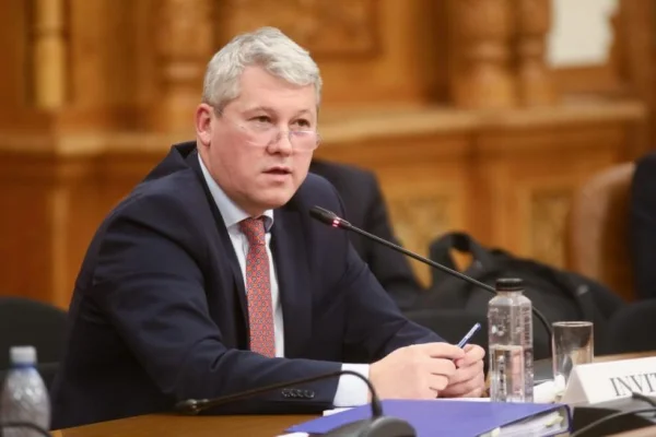 Predoiu compară guvernul interimar cu un vapor: Guvern stabil, cu cât mai repede, cu atât mai bine