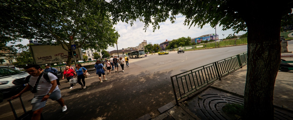 Încep lucrările de  consolidare a planşeului de la Piața Unirii. Trasee modificate pentru transportul de suprafață în București. Sunt înființate noi stații. Detalii pe tvrinfo.ro
