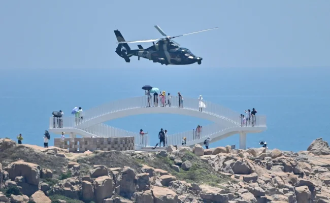 China a efectuat exerciţii militare cu nave amfibie în apropierea Taiwanului