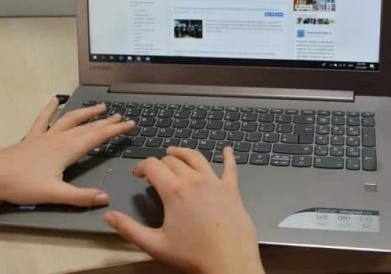 Industria IT cere politici fiscale inteligente, nu sancțiuni pentru performanță