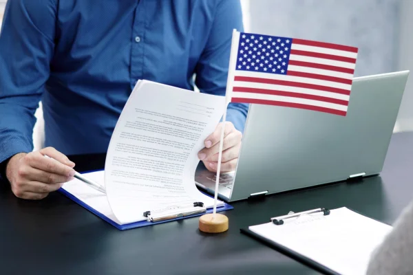 Administrația Trump a retrogradat ROMÂNIA în programul Visa Waiver /Washingtonul este îngrijorat de „regresele democratice” din Europa