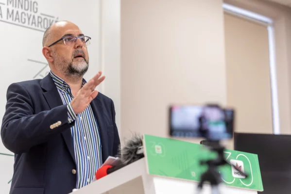 "Nu există în acest moment o propunere de premier", dezvăluie Kelemen Hunor. "Mingea e la noi, la partide, nu la președinte"