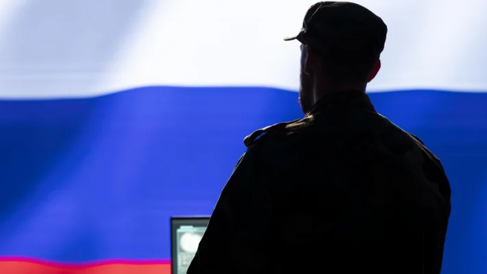 SIE demontează fake-news-ul propagandei ruse despre o presupusă vizită a șefului spionilor francezi în România, înainte de alegeri
