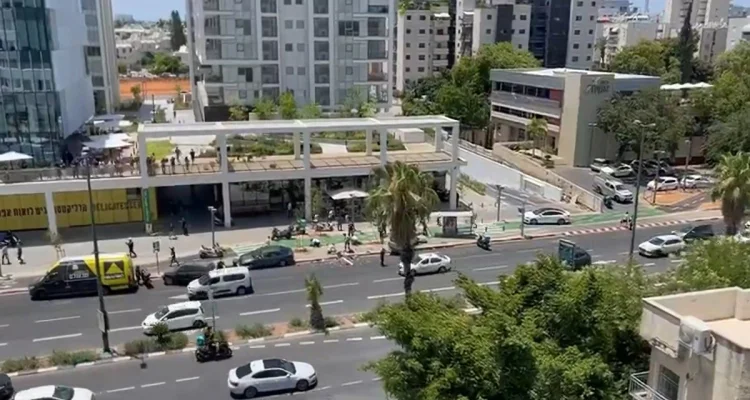 Polonia și Cehia au anunțat evacuarea cetățenilor lor din Israel, în timp ce tensiunile cu Iranul continuă să escaladeze