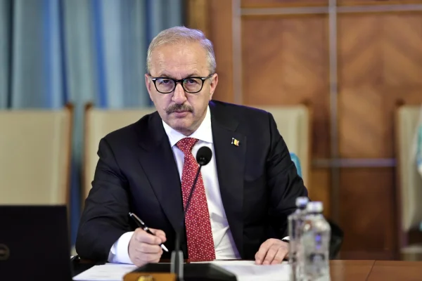 PSD dorește să intre la guvernare în proporție de 90%. Vasile Dîncu: „Cred că decizia este luată în mare. Va fi validată mâine” (VIDEO) - B1TV.ro