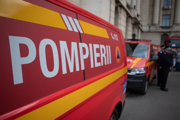 Incendiu într-un salon al Secţiei Chirurgie din cadrul Spitalului Județean din Vaslui / Nu sunt victime / Posibilă cauză: un scurtcircuit electric