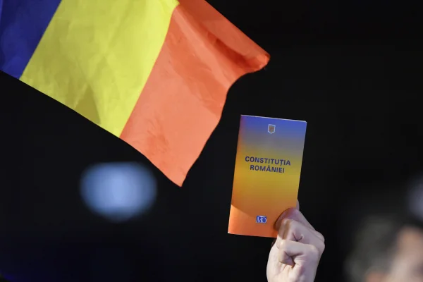 Curtea de Apel Ploiești suspendă decizia CCR de ANULARE a alegerilor / Secţia pentru judecători a CSM a decis sesizarea Inspecţiei Judiciare după decizia CA Ploieşti