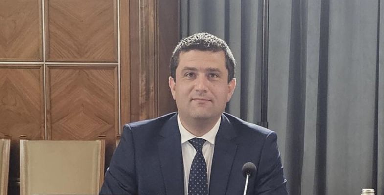 Ministrul Economiei: „Trebuie să adunăm 35 de MILIARDE până la finalul acestui an. E o obligaţie”