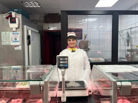 Campioana ieșeană de body fitness care își împarte viața între sport și propria măcelărie | Ziarul de Iași