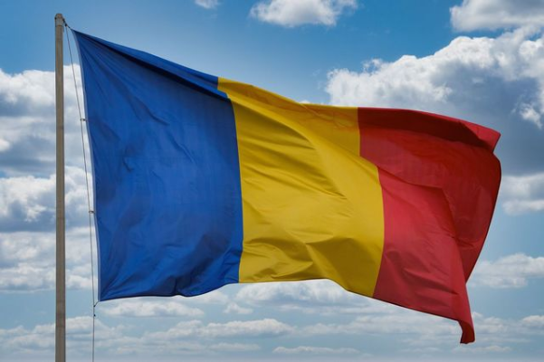 Sondaj INSCOP - Mai puţin de un sfert dintre români se declară total de acord cu afirmaţia ”România oferă un viitor copiilor mei şi generaţiilor viitoare” / 75% sunt total de acord cu afirmaţia ”Iubesc România şi sunt mândru de ţara mea