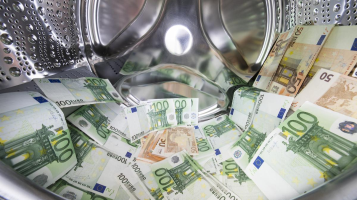 România a făcut progrese limitate pentru combaterea spălării banilor și împotriva finanțării terorismului, arată un raport Moneyval