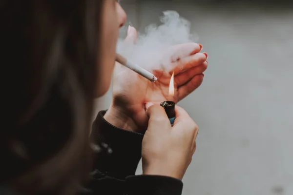 USR a propus creșterea taxării pentru tutun și alcool, inclusiv la tutunul încălzit și vaping