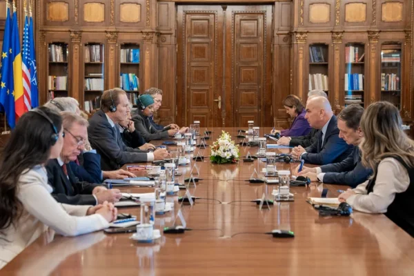Ce nu au spus politicienii români după întâlnirile cu oficialii americani. „Republicanii s-au interesat dacă am anulat alegerile pentru că un conservator a intrat în finală”