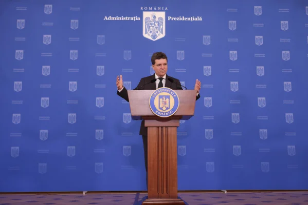 • 	Bogdan Chirieac, după prima conferință a lui Nicușor Dan președinte: Asta nu o făcea nici măcar Băsescu, nu mai zic de Iohannis