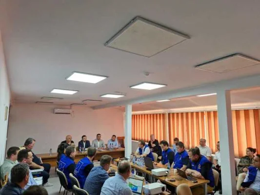 Mircea Fechet, după o nouă vizită la Praid: Este esenţial să oprim cât mai repede şi definitiv infiltraţiile, fie că ne referim la căile de scurgere a pârâului Corund în subteran, fie la alte surse de apă
